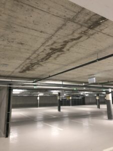 Diagnostic Photographie mettant en évidence une infiltration d'eau lors d'un diagnostic